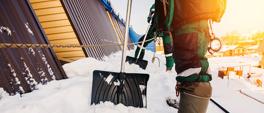 ‘Tis the Season to Prepare Your Commercial Roof for Winter Weather